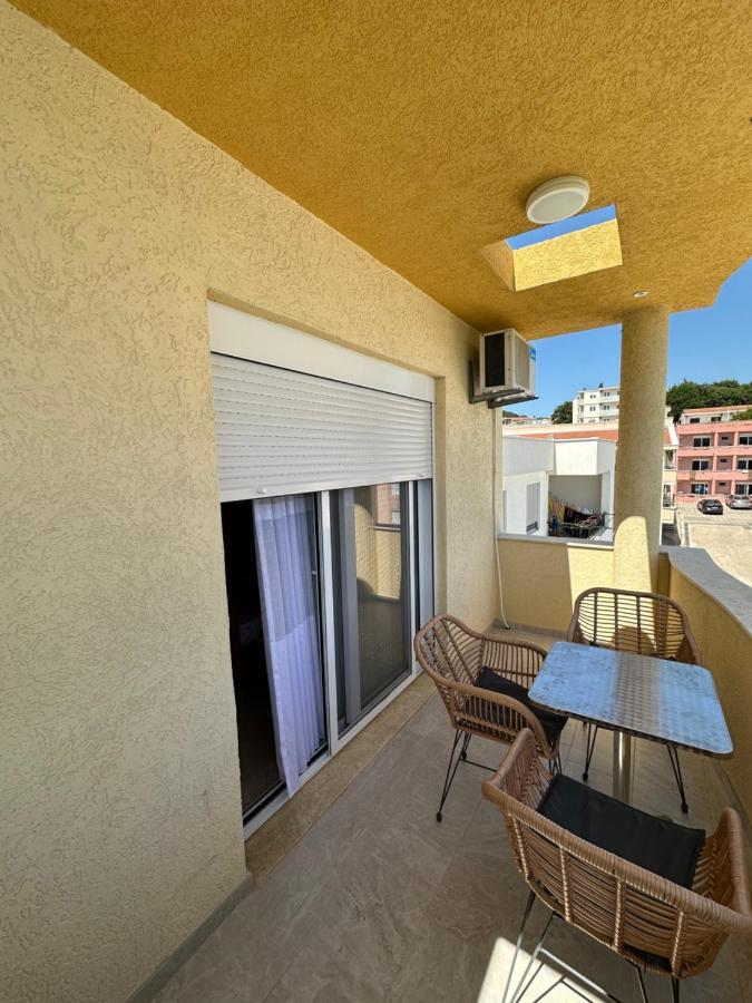 Apartments Edona Ulcinj Eksteriør bilde