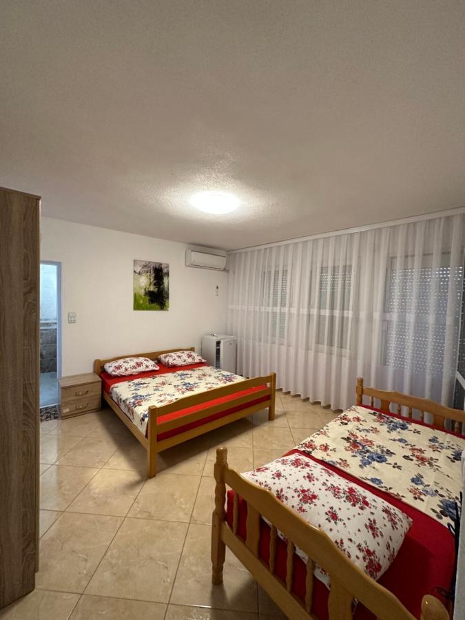 Apartments Edona Ulcinj Eksteriør bilde